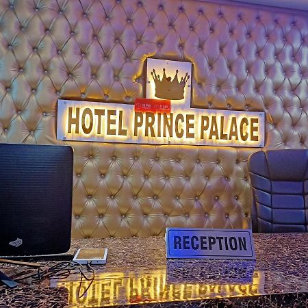 Hotel Prince Palace Bangalore Bagian luar foto